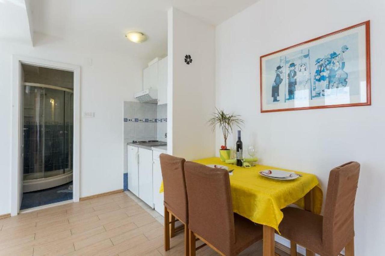 Apartments Novak ดูบรอฟนิก ภายนอก รูปภาพ